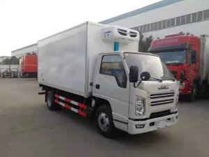 江鈴凱運(yùn)國六4.2米冷藏車