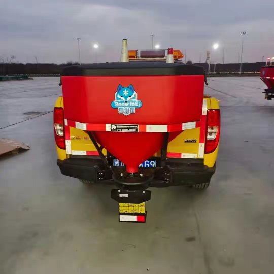 皮卡不銹鋼融雪撒鹽機(jī) 后掛式撒鹽機(jī)