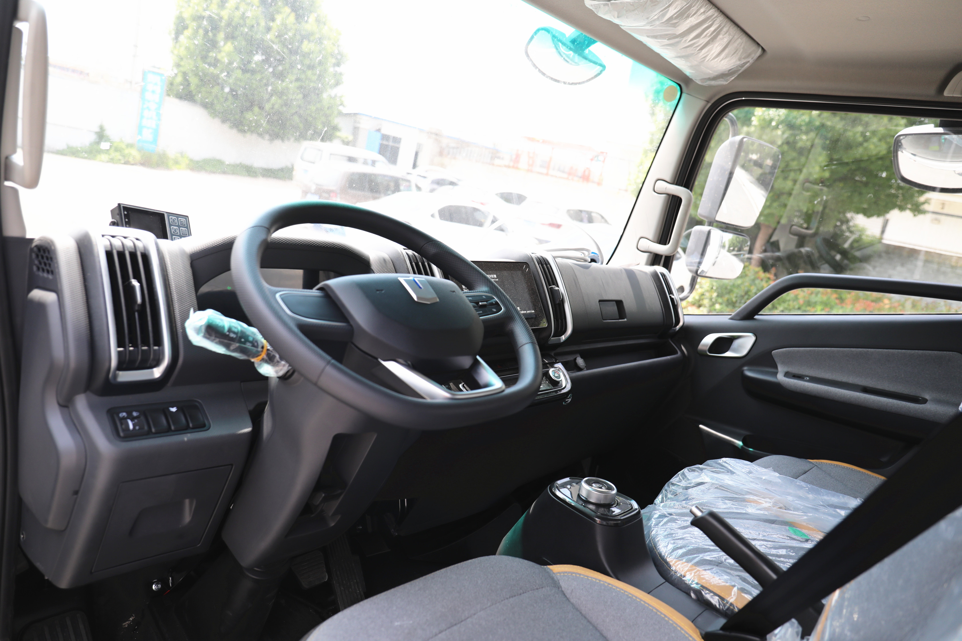 吉利遠程星智H8E純電動冷藏車